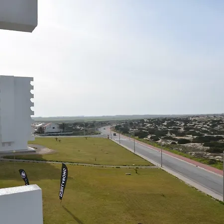 Baleal Tower Bay Апартаменты